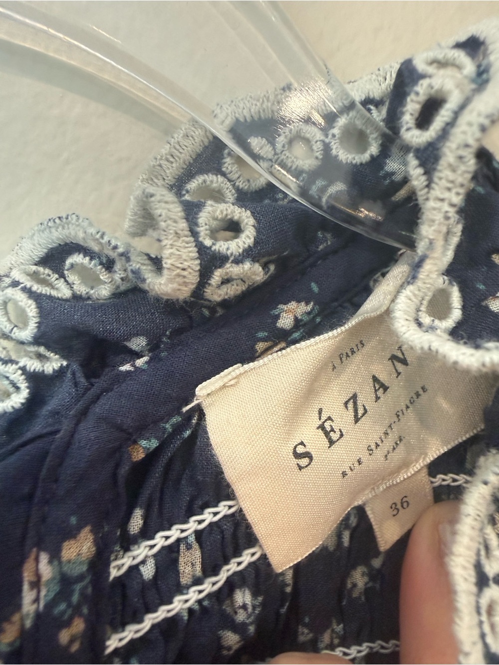 Sézane Liorane Blouse Smocked Floral Navy Blue Ruffle Lace Size 36 / 4 - Picture 4 of 12